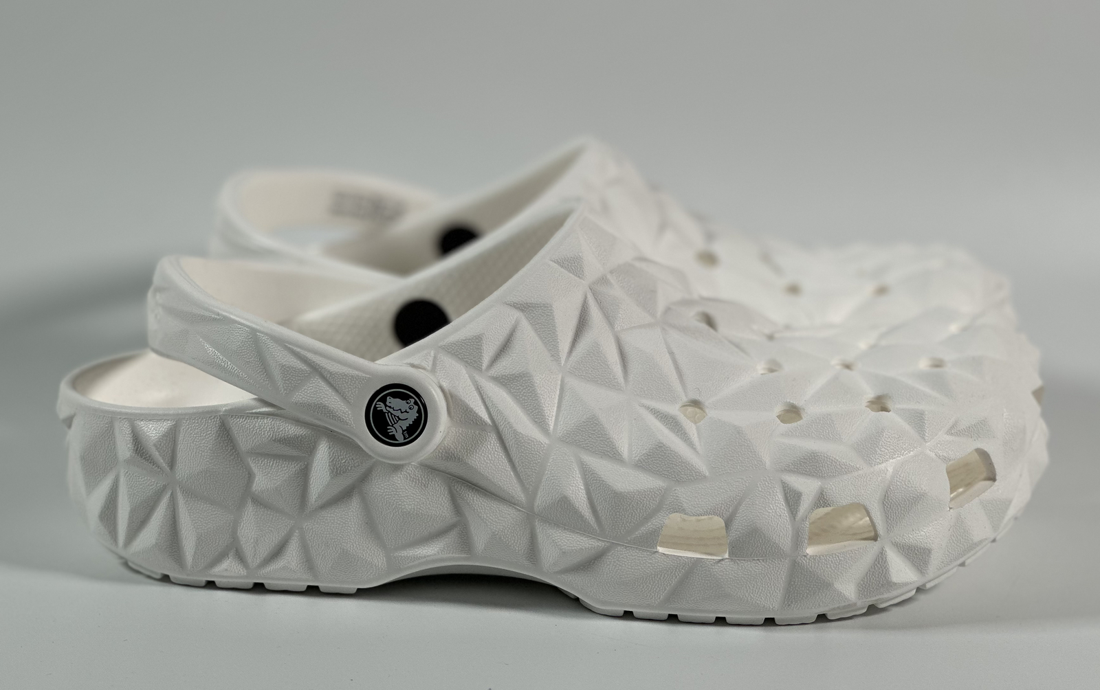 Crocs Adult Geometric Clog - White