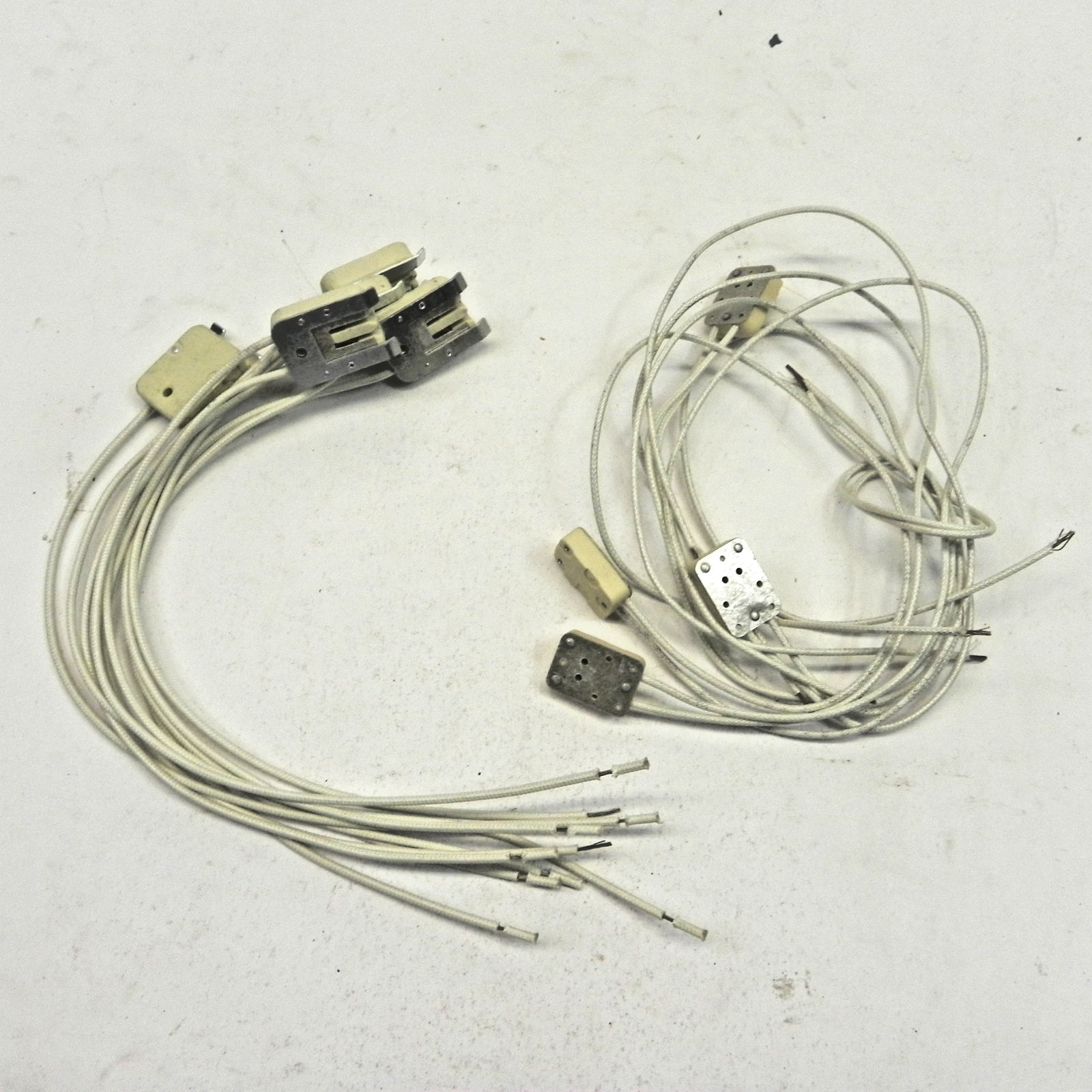 FIBER OPTIC LIGHT SOURCE LIGHT SOCKET PIG TAIL CABLE LIGHTING COMPONENTS NEW LOT