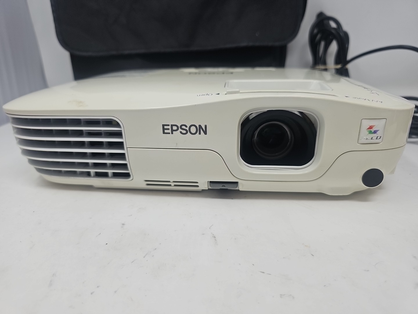 Epson EX3200 LCD Projector
