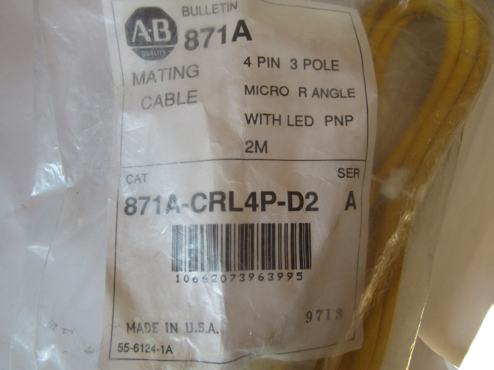 Allen Bradley 871A-CRL4P-D2 Mating Cable 4-Pin 3P Angle Plug NEW!! Free Shipping