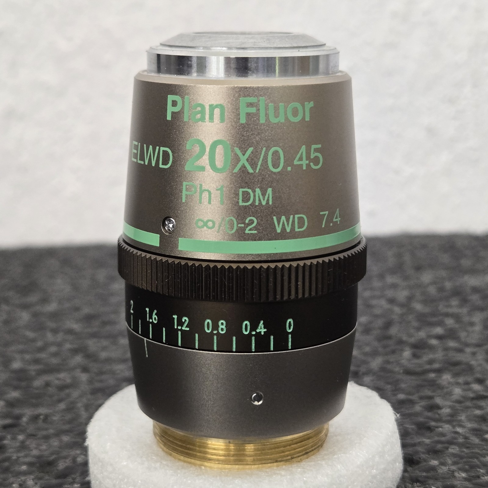 Nikon Microscope Objective ELWD 20x/0.45 Plan Fluor PH1 DM ∞/0-2 WD 7.4