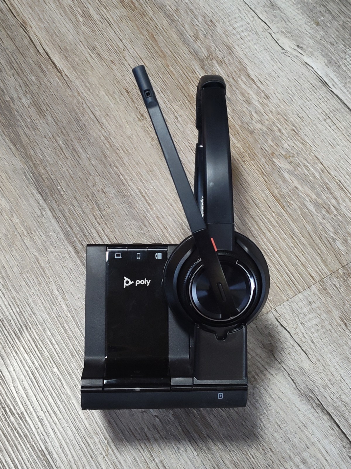 Poly Savi 8220 DECT/Bluetooth Wireless Headset Base, ANC Boom Mic, Black WORKS
