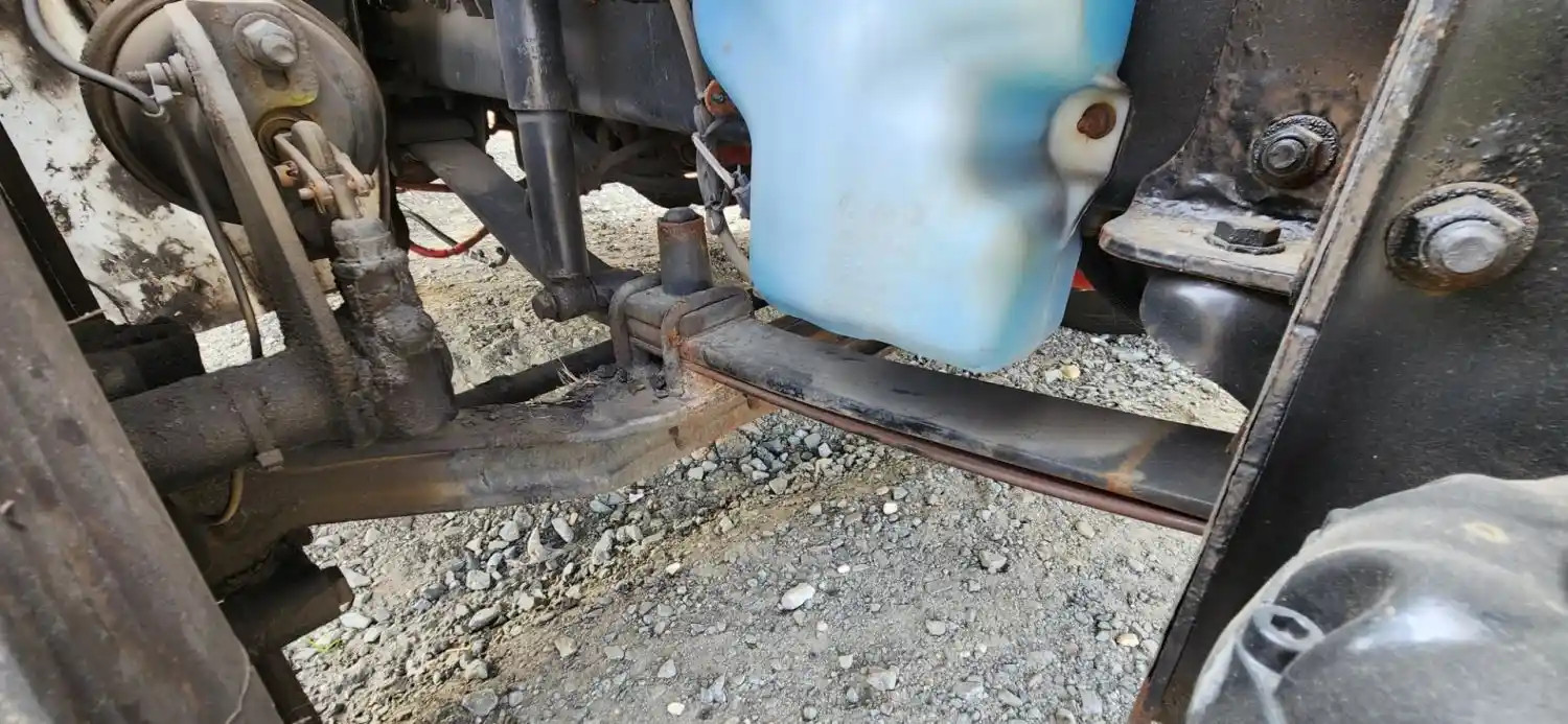 (Used) 2015 Freightliner Cascadia 125, FRONT LEAF SPRINGS Front Leaf & Springs