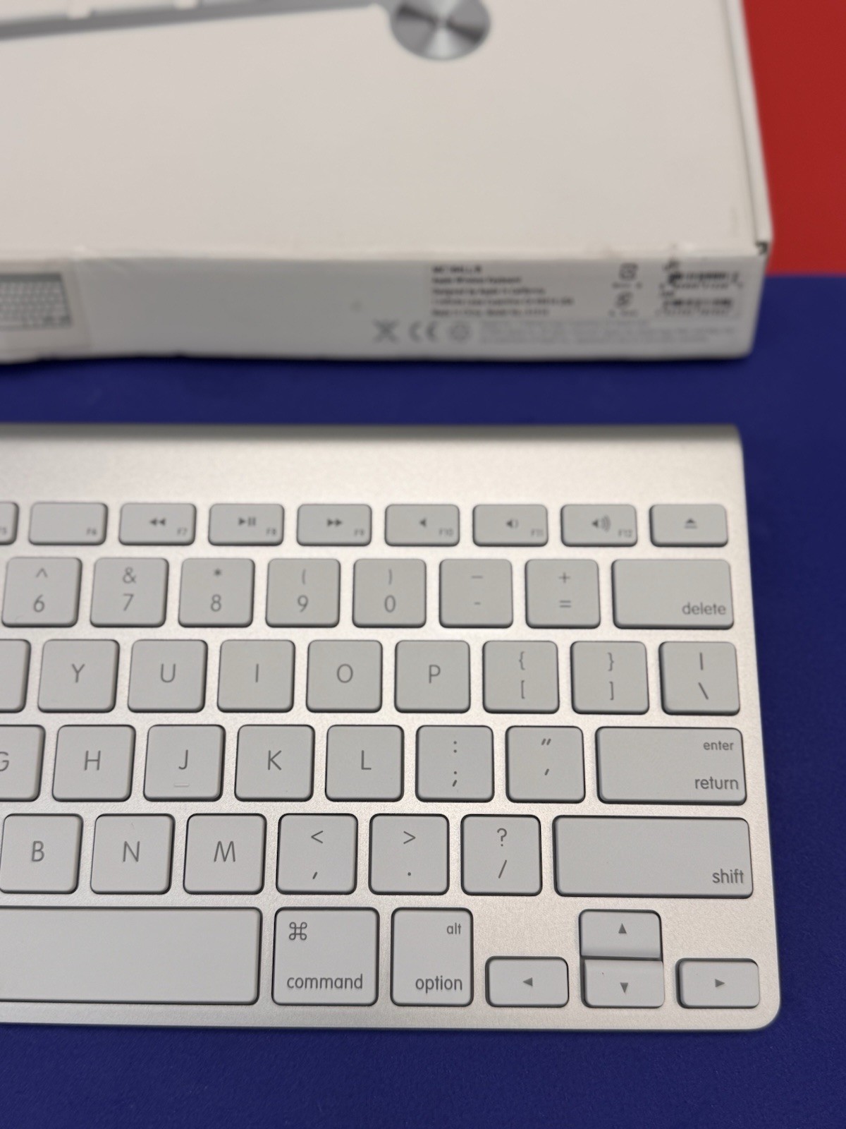*Mint* Apple A1314 Bluetooth Wireless Keyboard Silver MC184LL/B