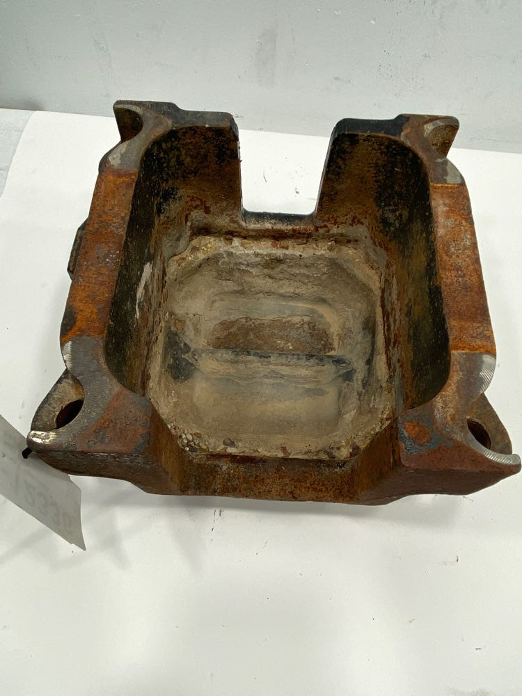 Mack Camelback Suspension Bracket 52QK418P5 (641-12336)