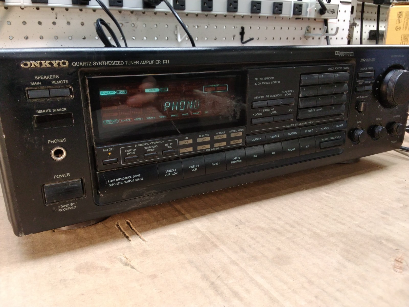 Onkyo Quartz Synthesized Tuner Amplifier TX-906