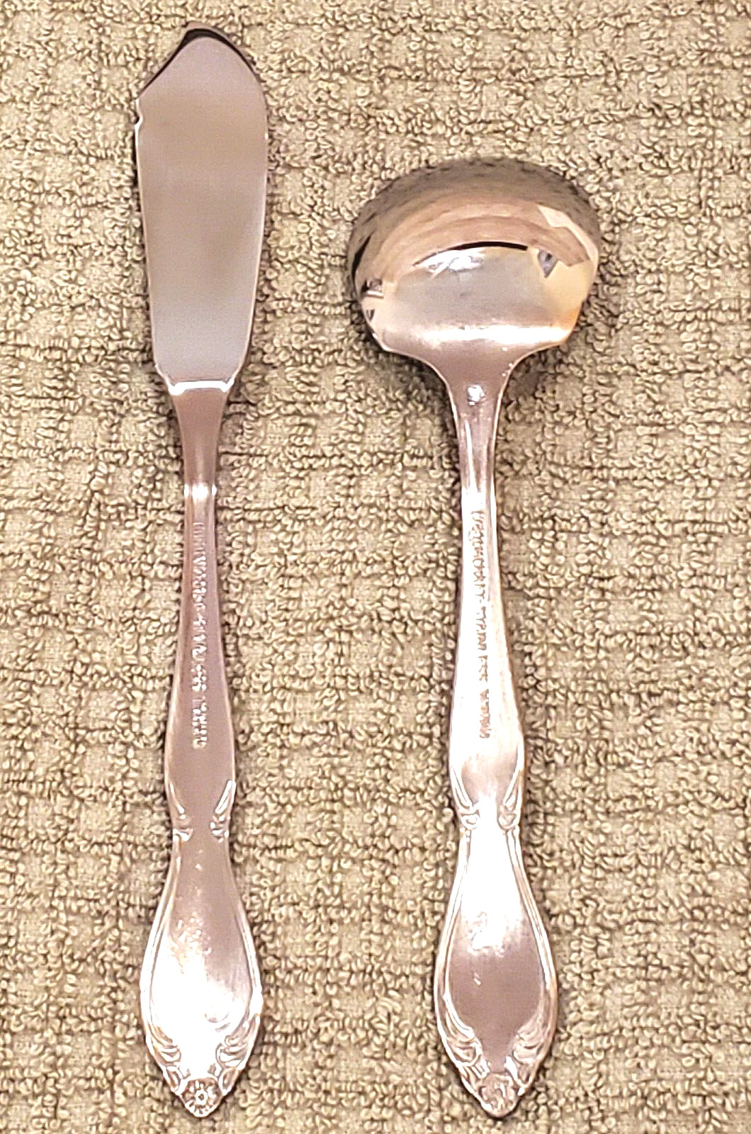 Custom Craft Stainless Steel Flatware Engraved Monogram Letter R Spoon & Knife