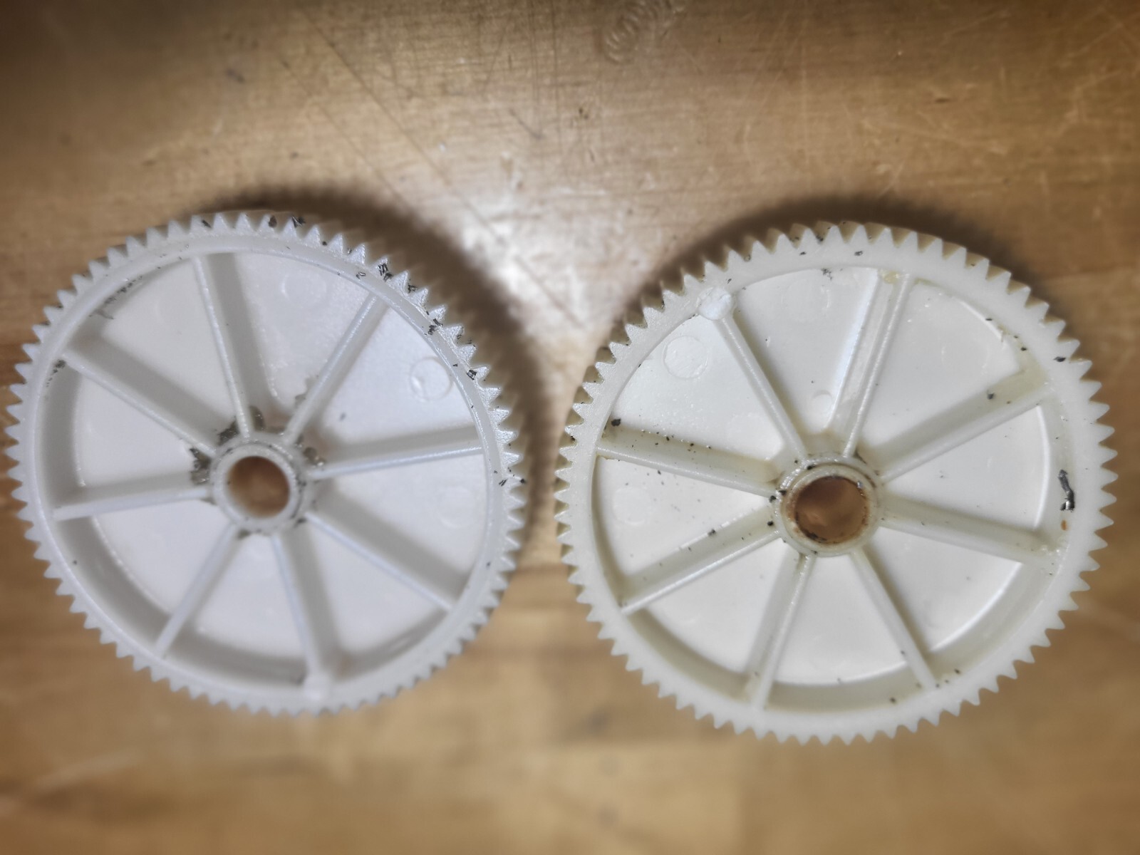 5 Matching Plastic Gear Set - General Purpose Use Preowned