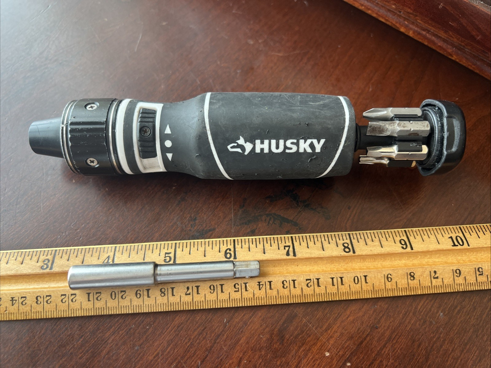 Husky Continuous Drive Ratcheting Screwdriver with bits
