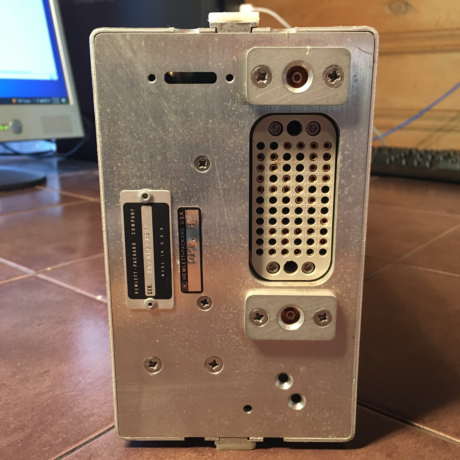 Hewlett Packard HP 86602B RF Section Plug-in, Opt H27. sn 1920A01899.