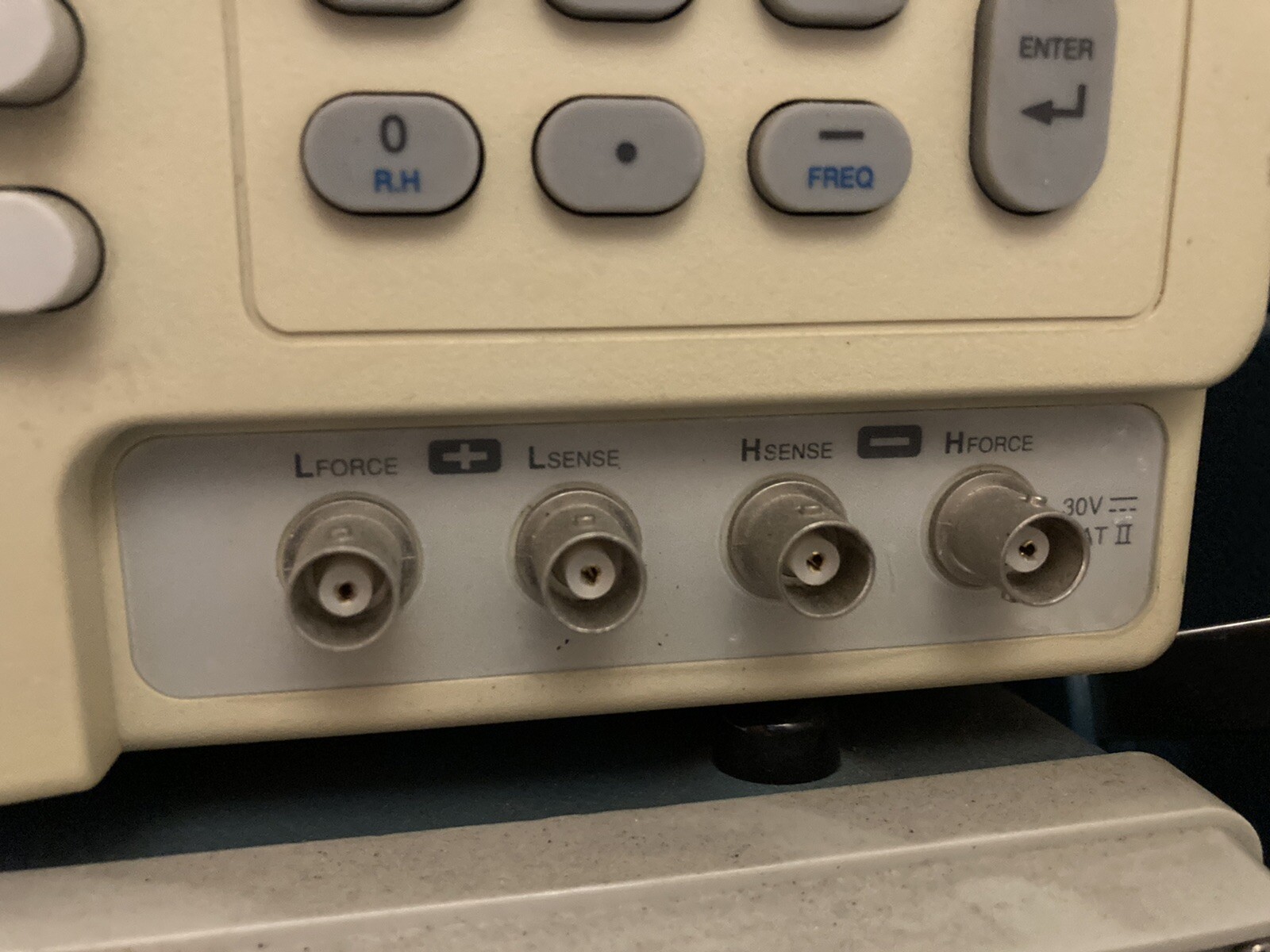 Instek LCR-817 LCR Meter