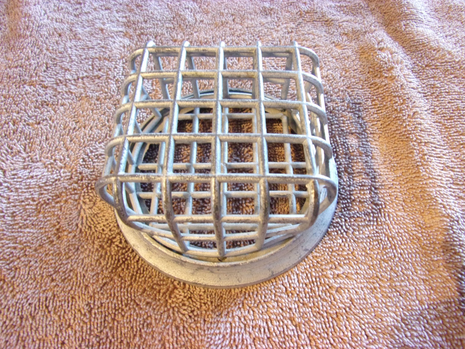 Antique Ideal Flower Holder No. 72-A Beagle Mfg.