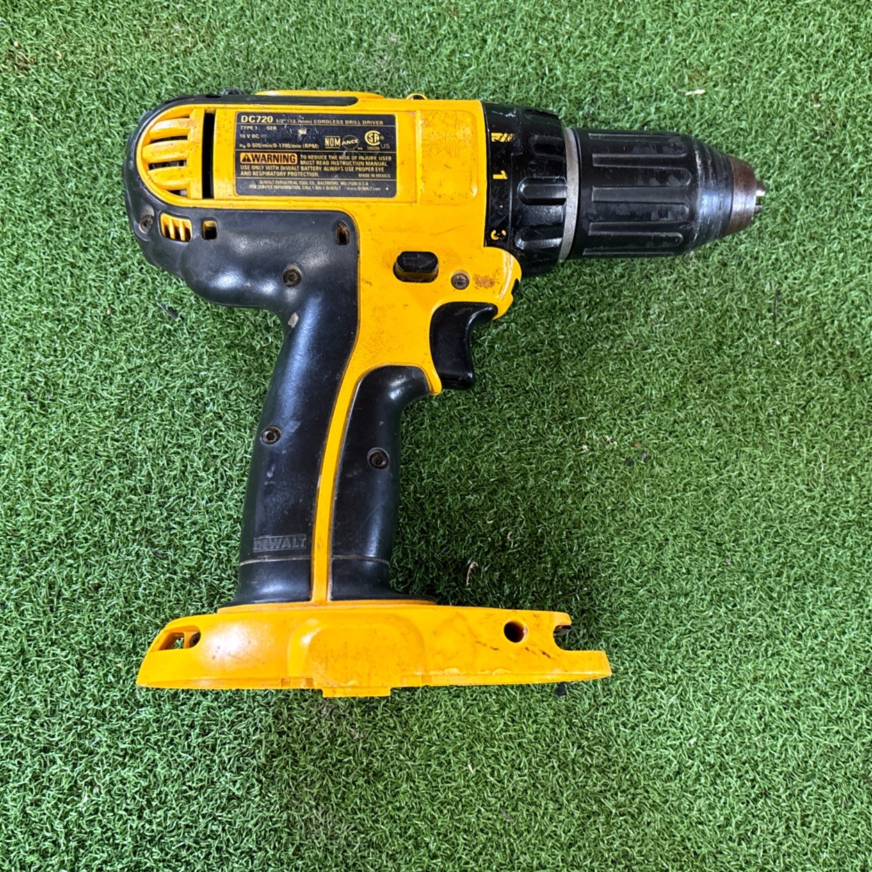 Dewalt 1/2” Cordless Drill Driver 18v DC720 TOOL ONLY Tested