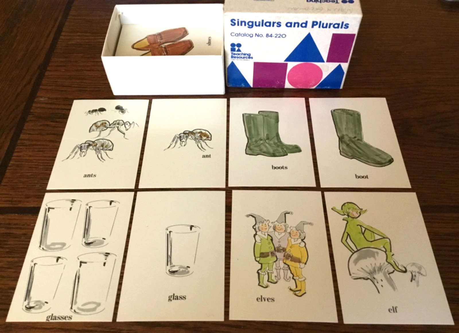 Teaching Resources Singulars and Plurals Flash Cards 1977 Catalog No. 84-220