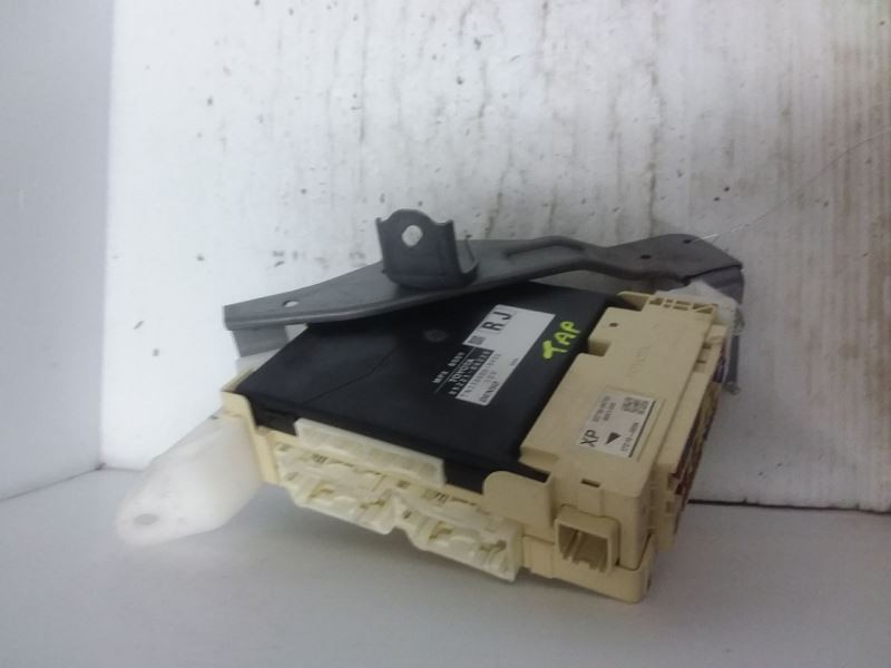 Multiplex Network Control Module Left Hand Dash Fits 15-17 CAMRY 89221-06220