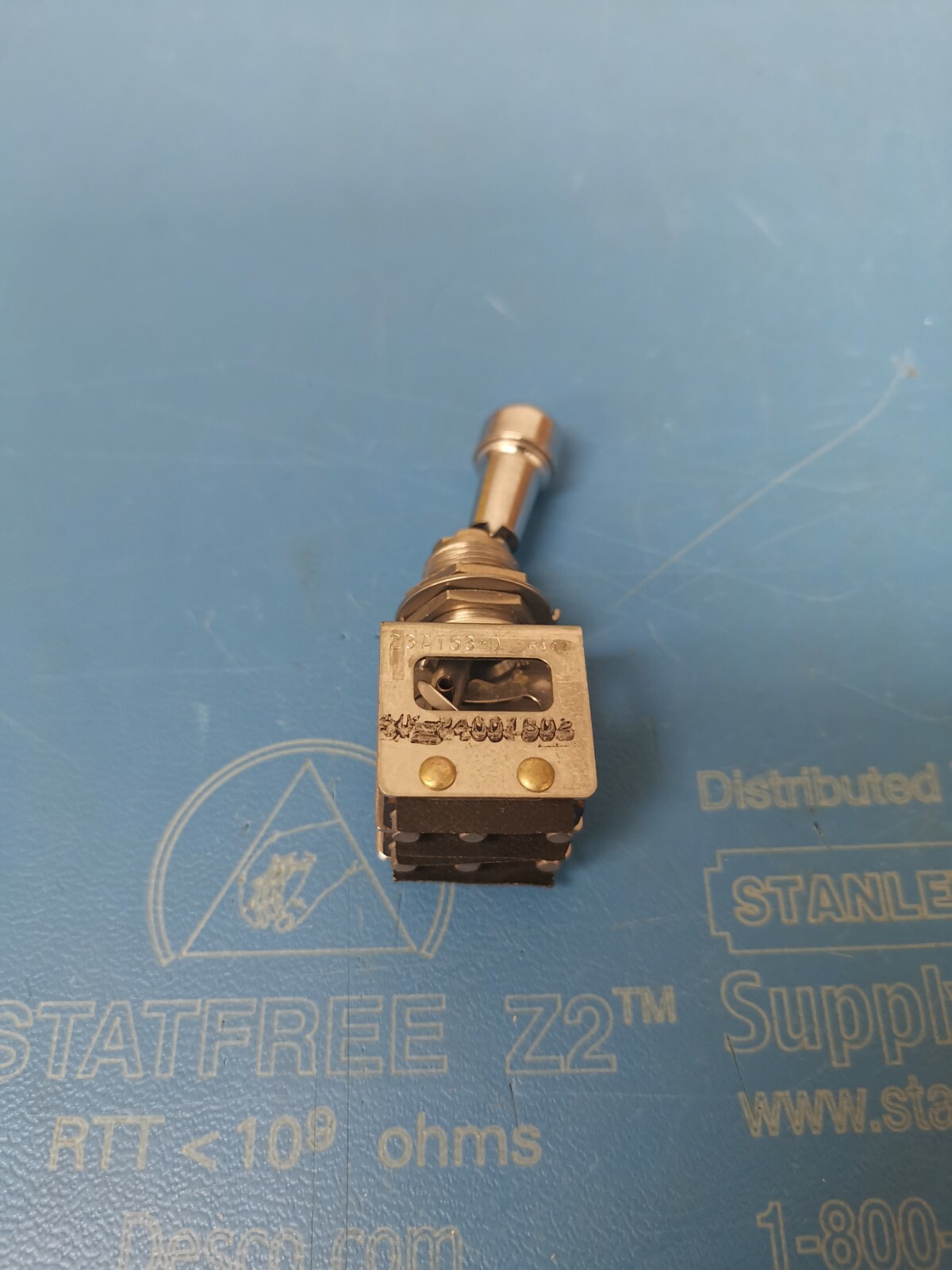 Microswitch Aircraft Locking 2-POS Toggle Switch 23AT53-D NOS