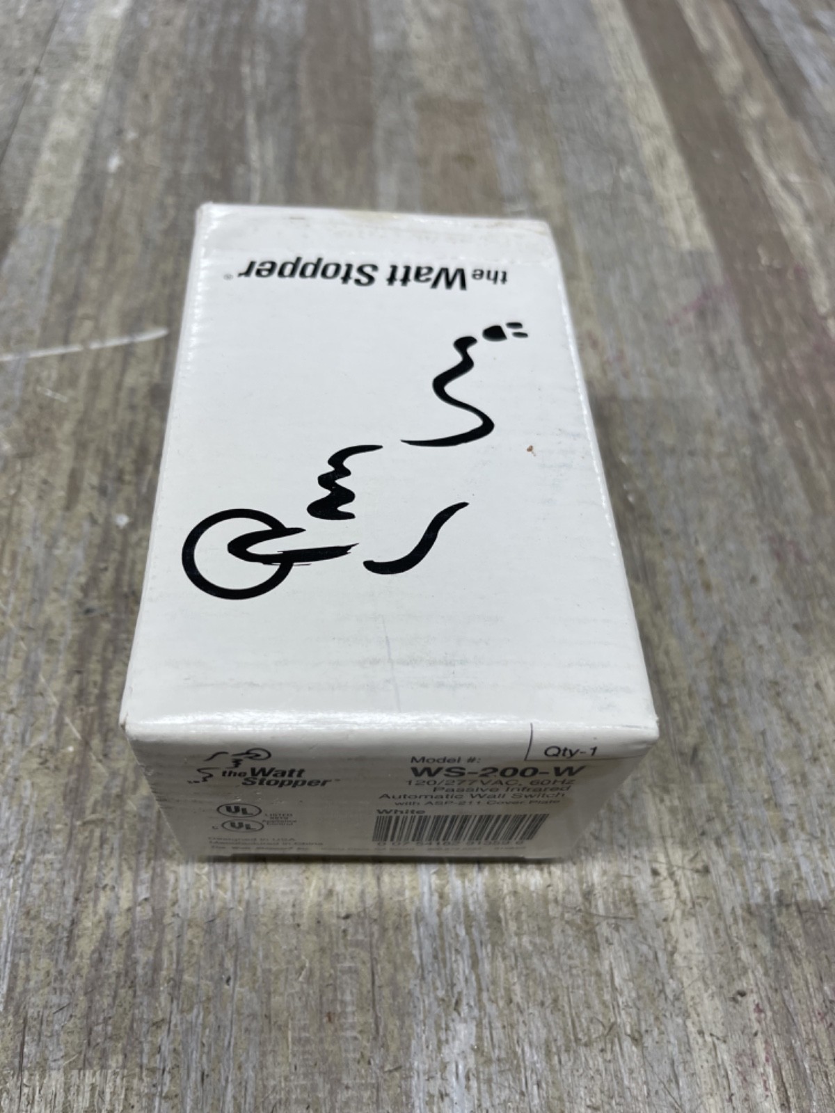 New In Box WattStopper Wall Switch Sensor PW-200-W 120/277VAC  W/ ASP 211  COVER