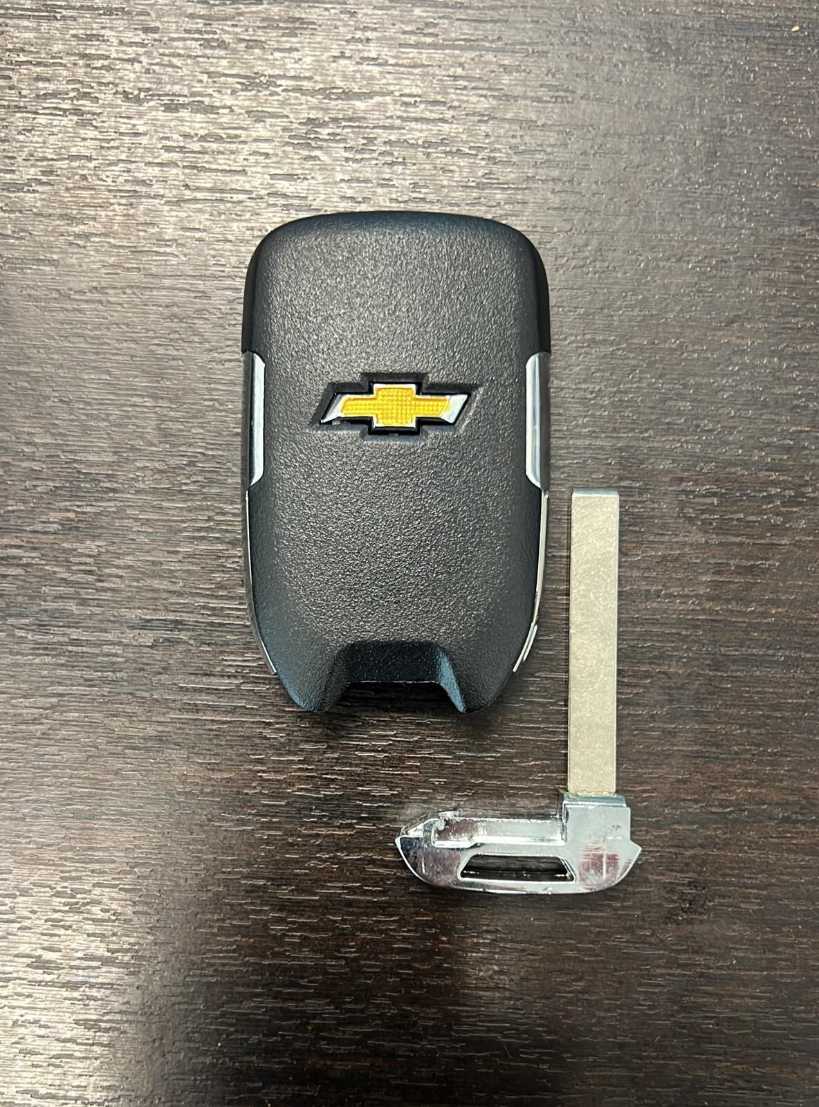 2 PCS Remote Car Key Shell Case 2019-2023 Chevrolet Silverado
