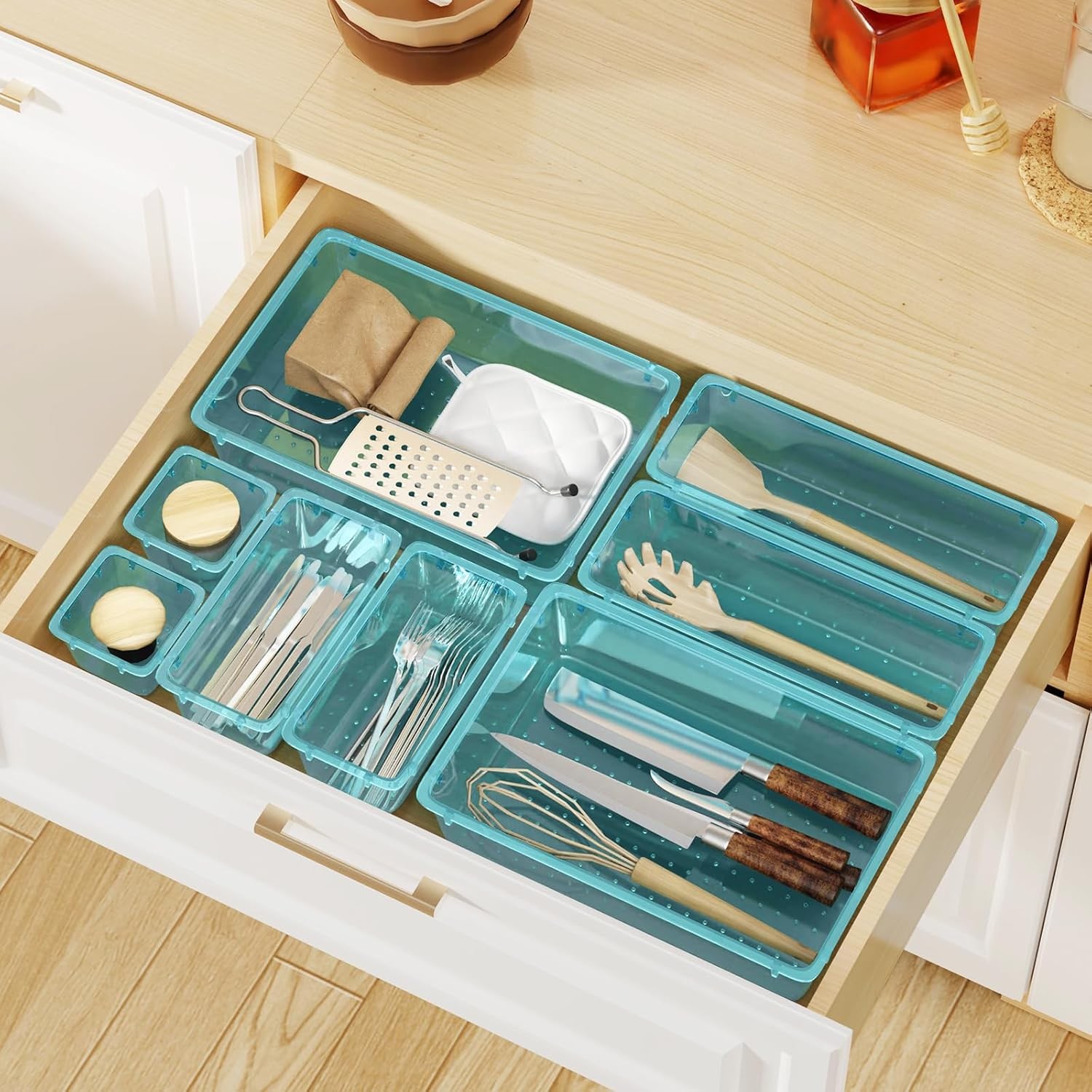 WOWBOX 8 PCS Plastic Drawer Organizer Set, 4 Sizes Desk Drawer Organization and