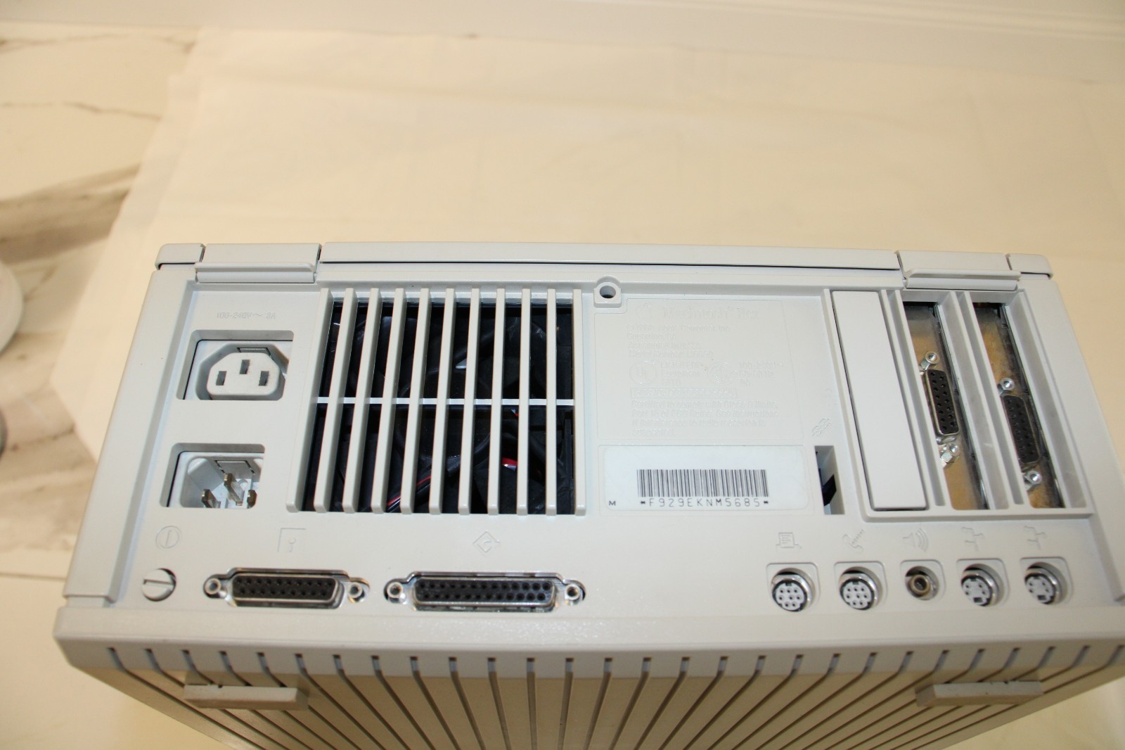 Apple Macintosh ii CX M5650 Computer Desktop BCG9GRM5650 CPU "READ"