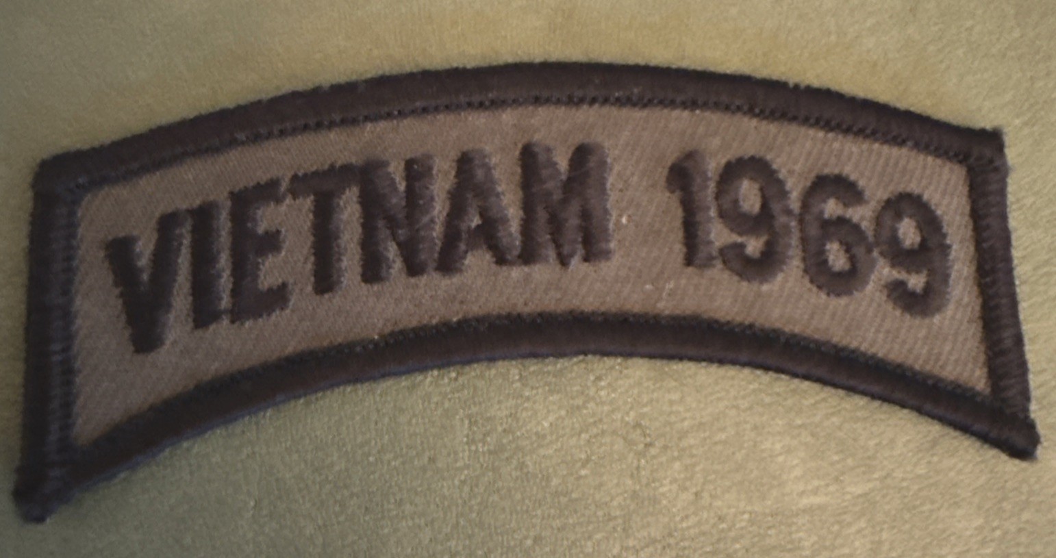 Vietnam 1969 Subdued Tab Patch Military Uniform Arc Vintage (3-1/2"x1")