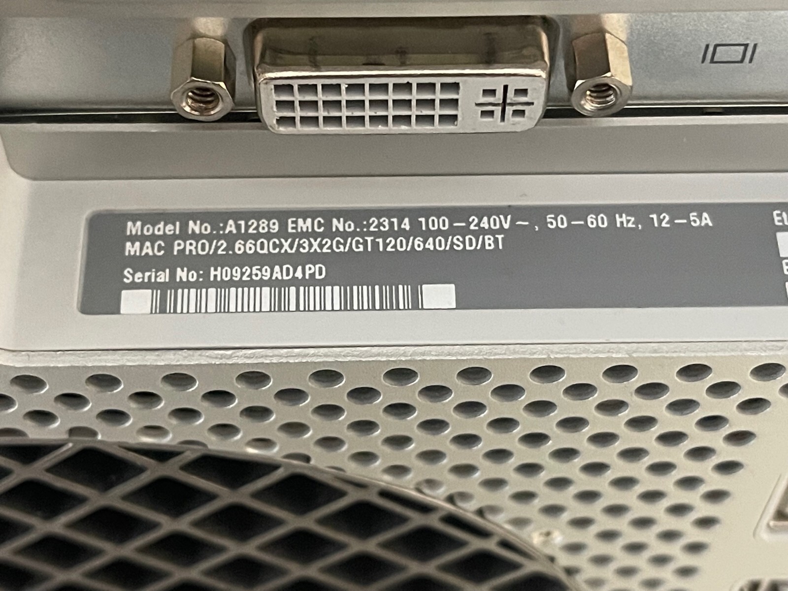 Apple Mac Pro/2 Desktop A1289- EMC: 2314 No OS