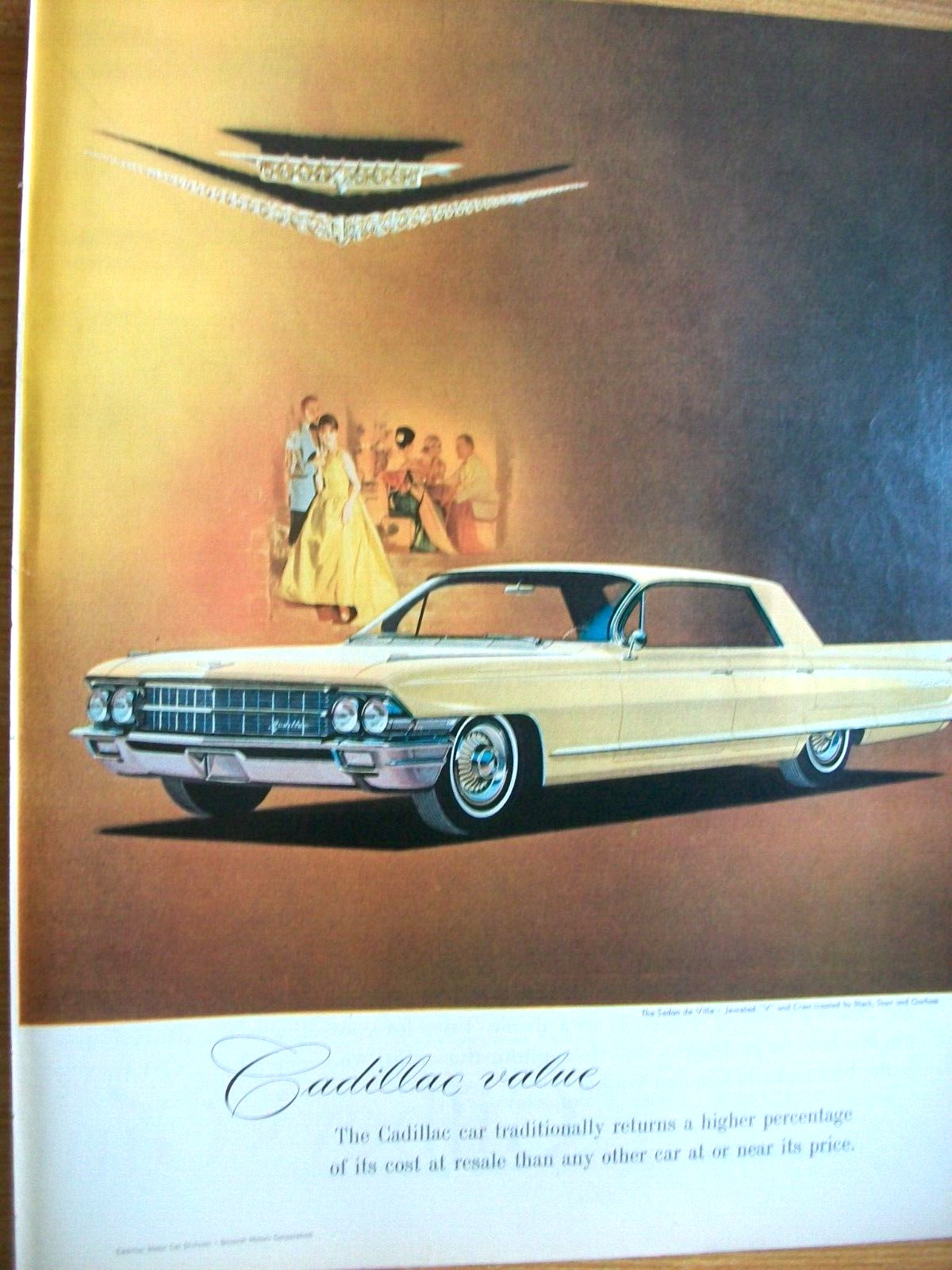 1962 Cadillac 4-dr Sedan de Ville large mag car ad w/ jewelry crest