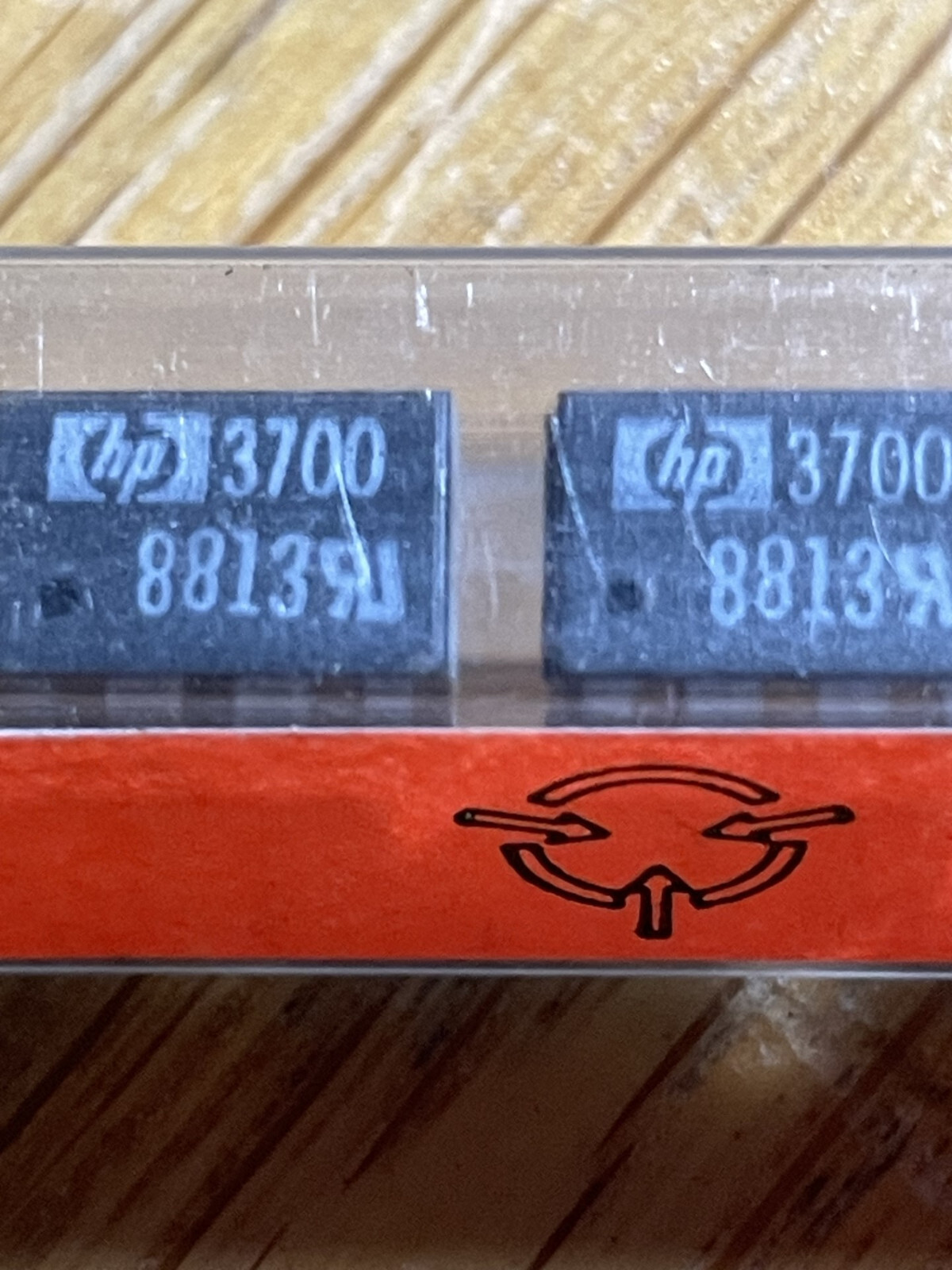 A lot of FOUR (4)  HP  HCPL 3700  AC/DC OptoIsolator in an 8 pins PDIP