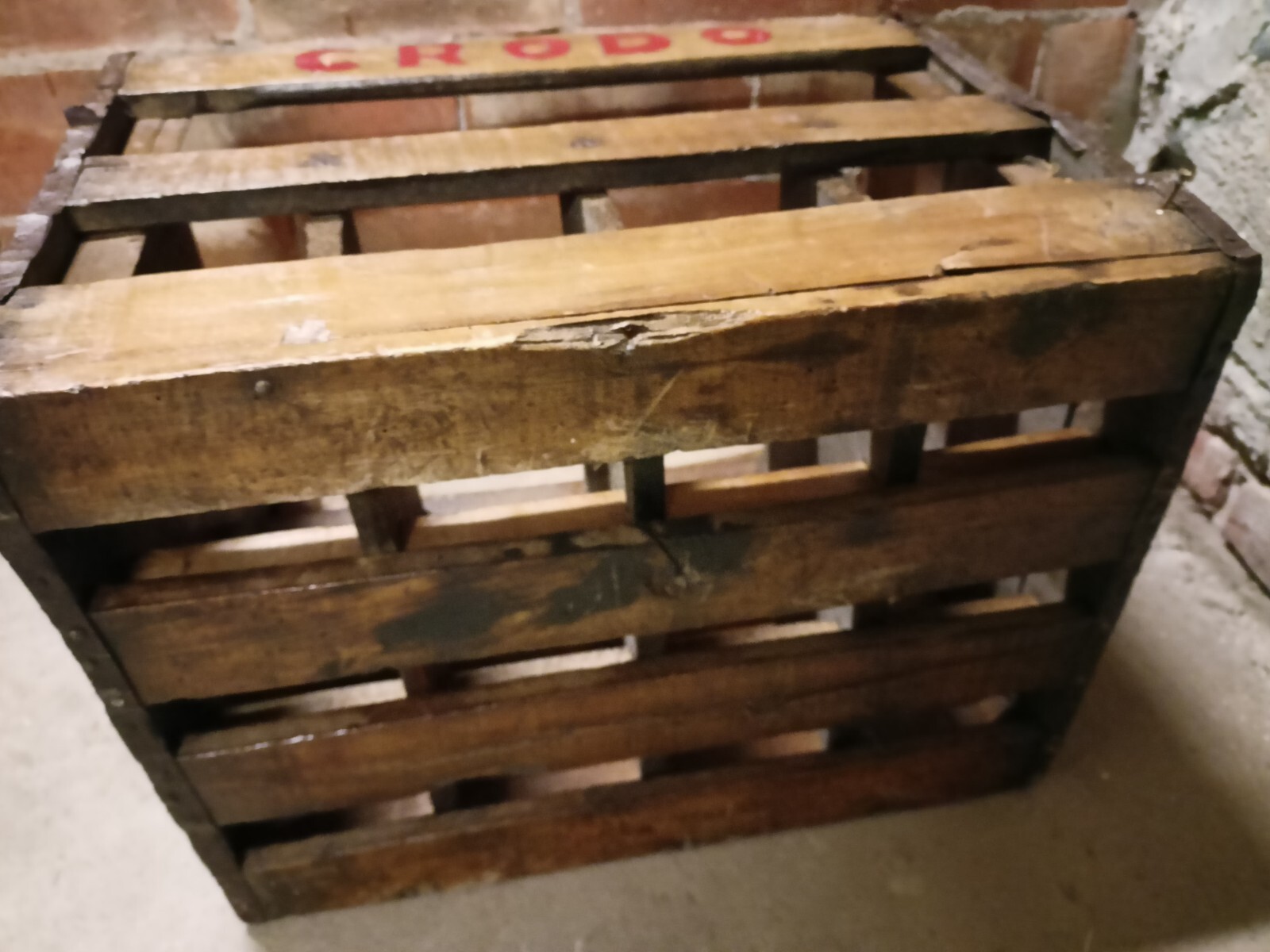 Wooden box