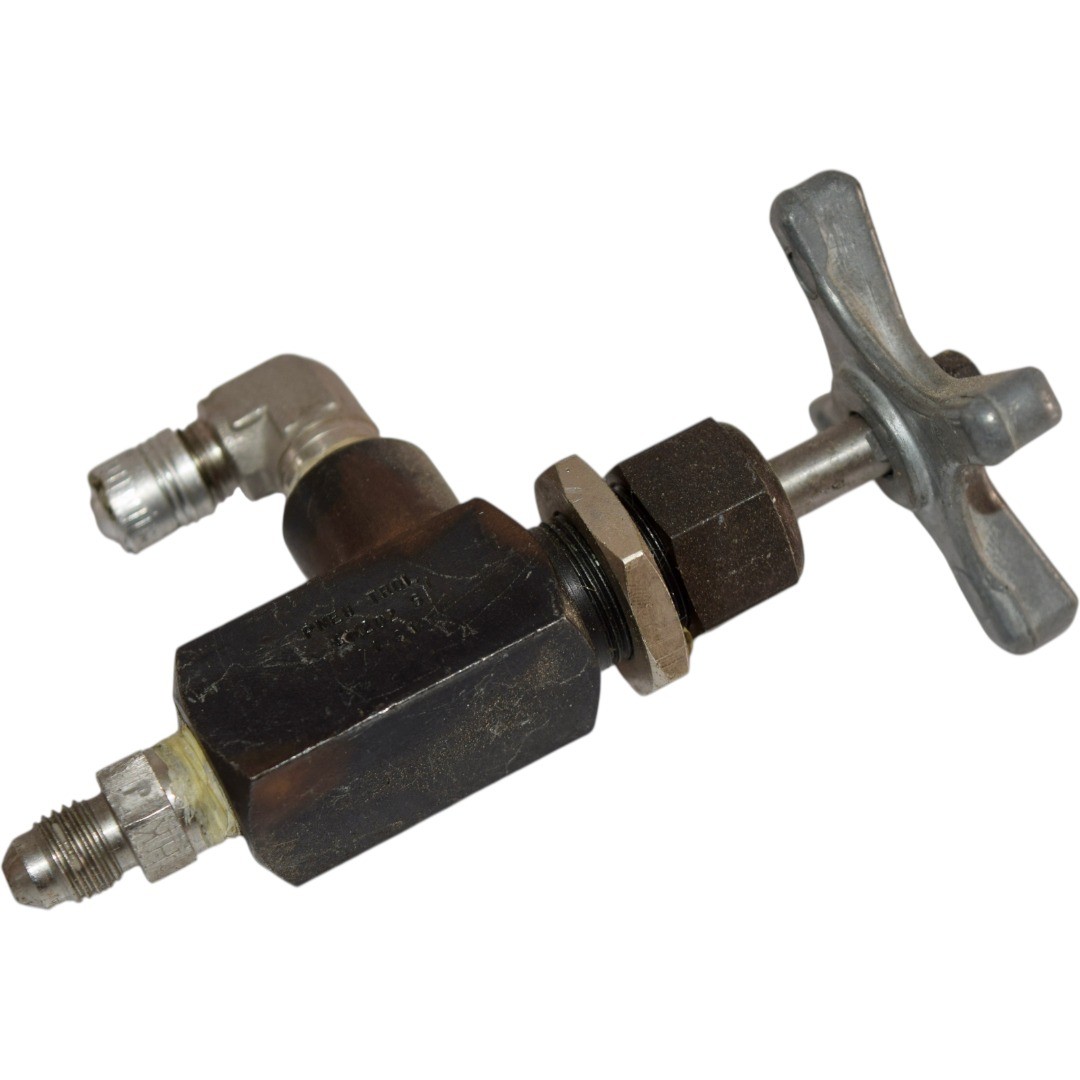 Pneu Trol S202 S Angle Needle Valve 1/4'' NPT