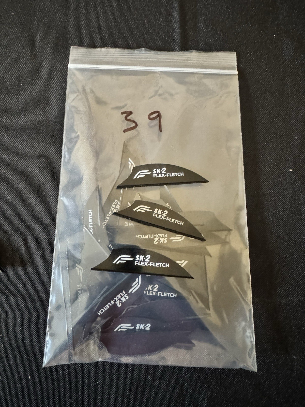 Flex-Fletch SK-2 SK2 Black Plastic Vanes Archery Fletching Set Fletches