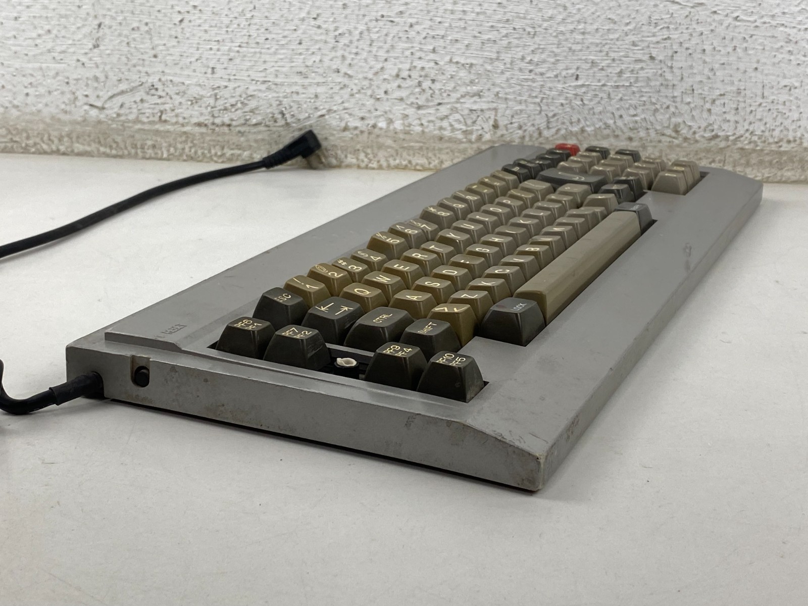 Vintage Sanyo MBC 555 Personal Computer Works