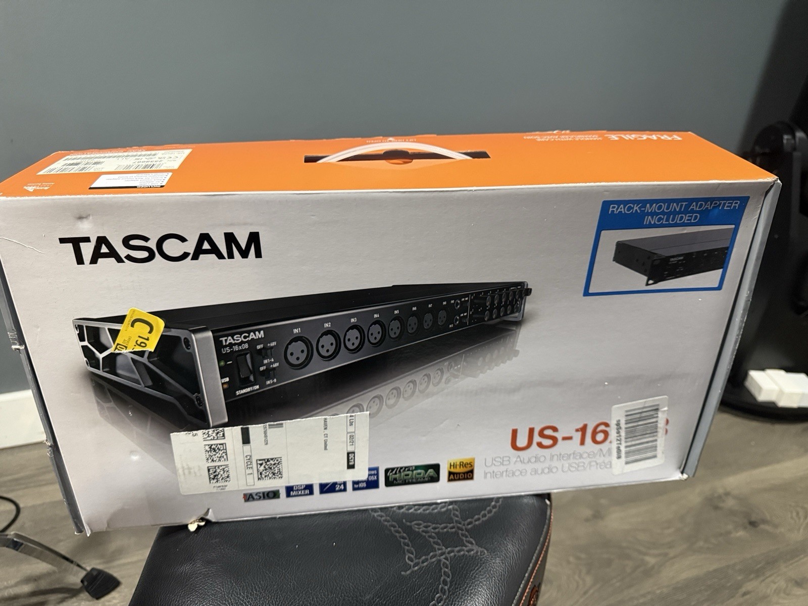 TASCAM US-16x08 USB Audio Interface w/ Phantom Power Rack Mountable