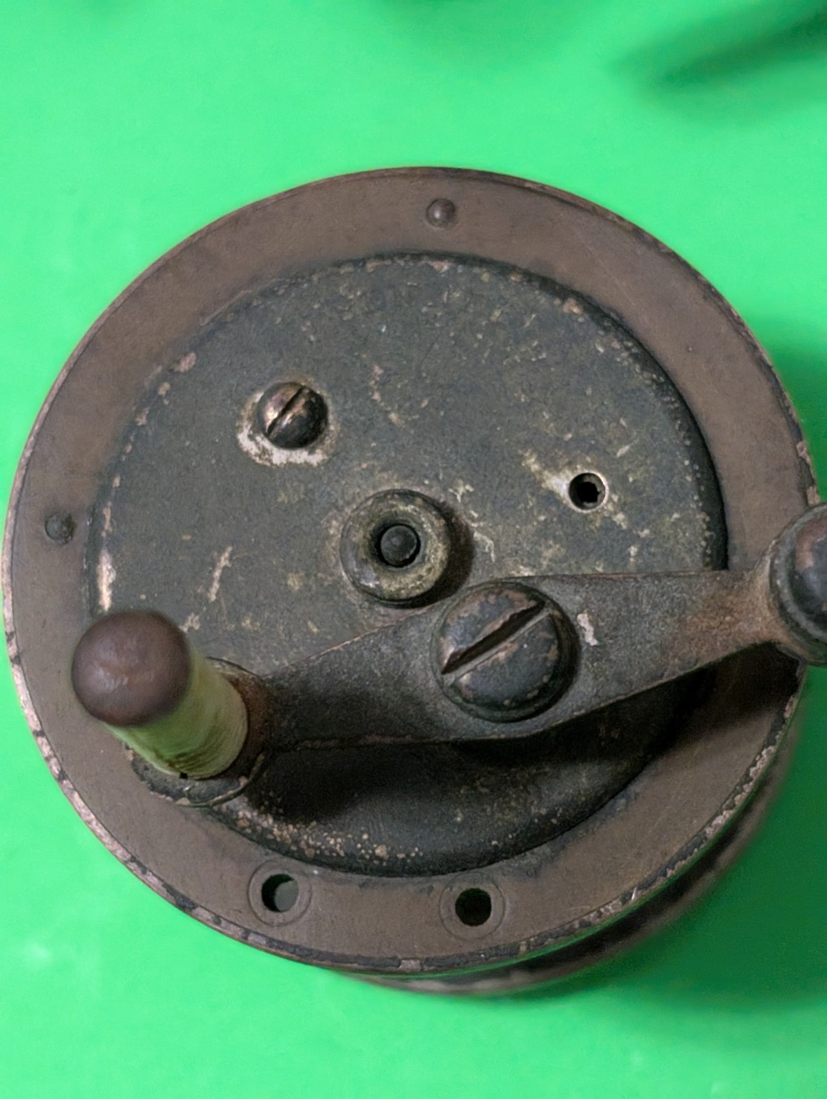 Lot 2 Of Vintage Fishing Reels . Make Offer !