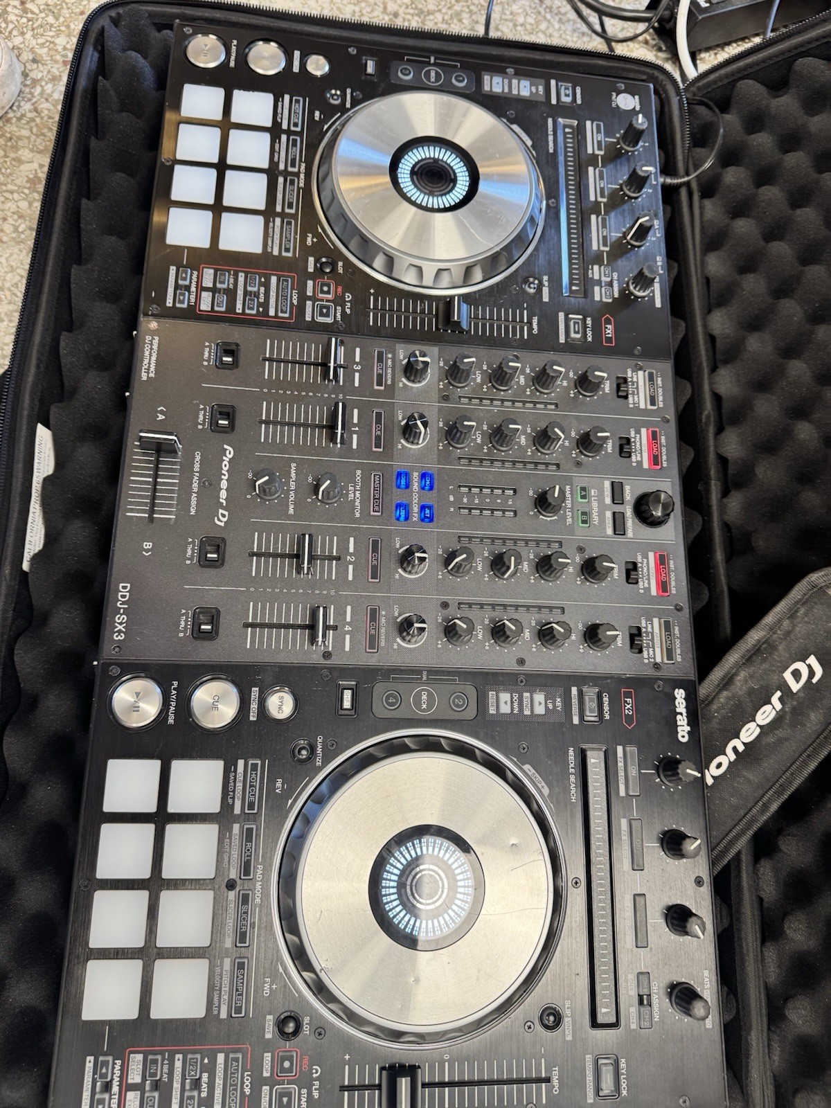 Pioneer DDJ-SX3 Performance DJ Controller NOT TESTED.