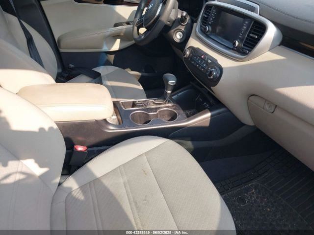 SORENTO 2019 Glove Box 4711472
