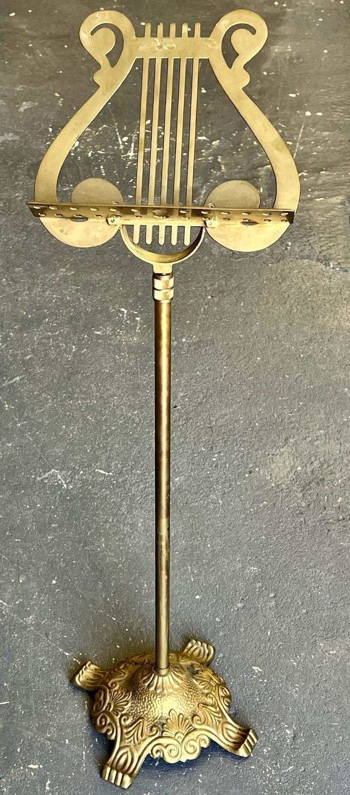 Vintage Brass Sheet Music Stand Ornate Adjustable Lyre Harp Shape Footed Base