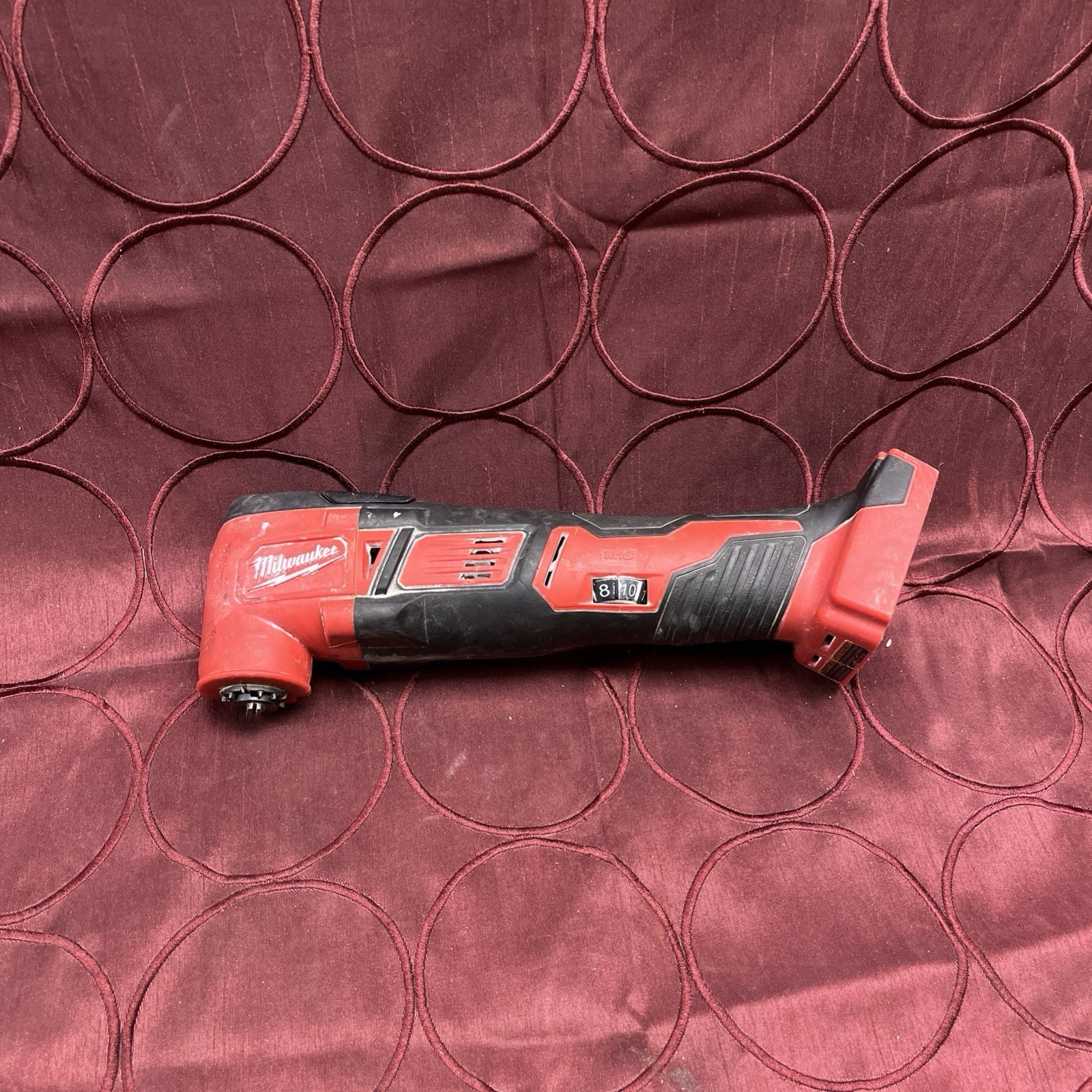 Milwaukee 2626-20 M18 18V Lithium-Ion Cordless Oscillating Tool (LOOK)