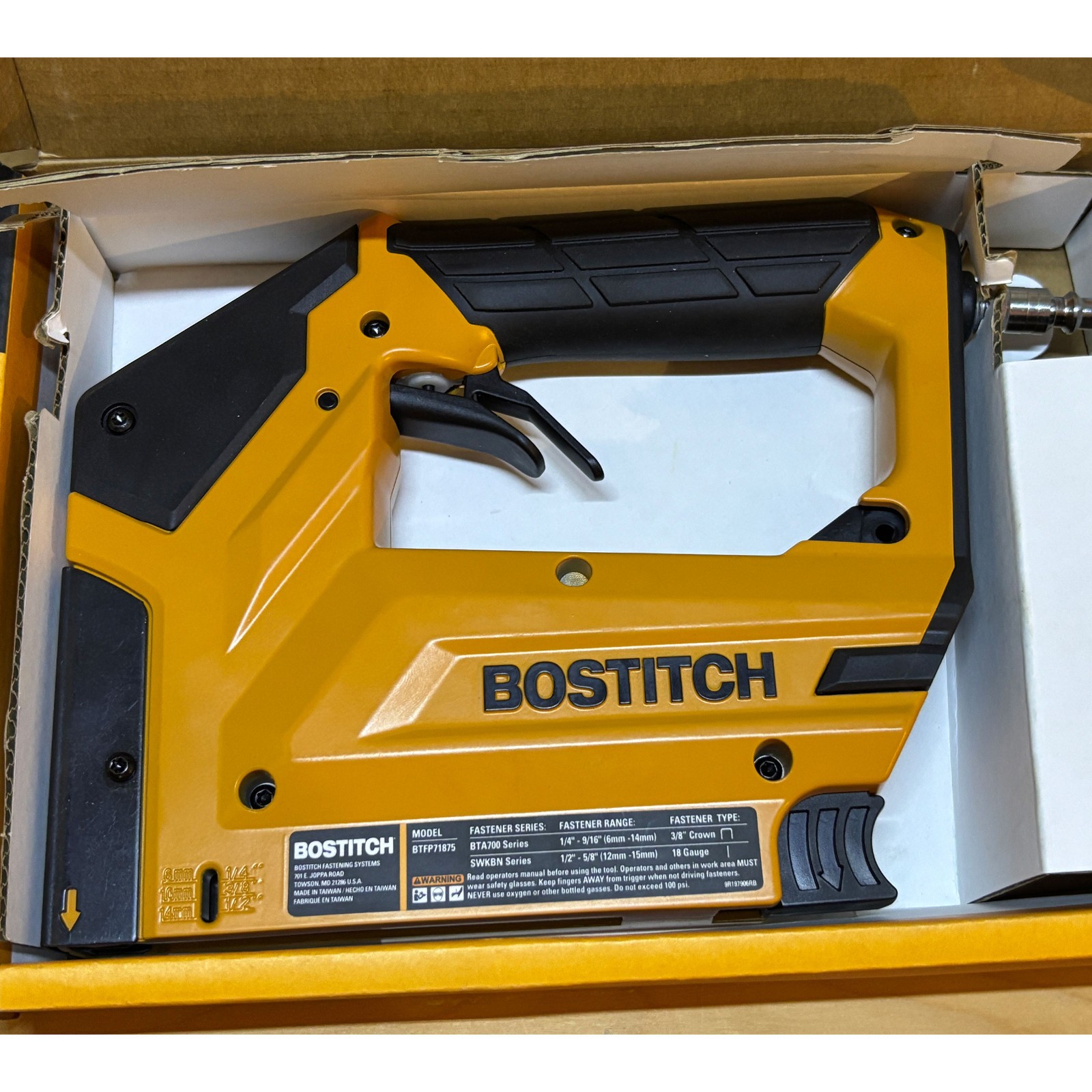 Bostitch BTFP71875 18-Gauge 3/8" Crown Heavy Duty Pneumatic Stapler New in Box