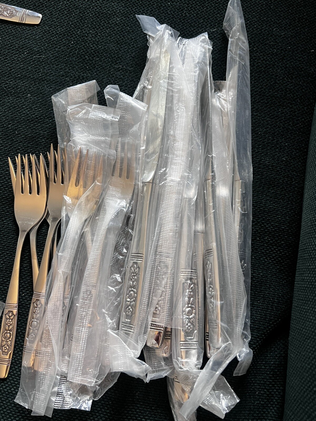 7 complete Sets Profile Stainless Oneida Louisville Rose Service + Serving Set