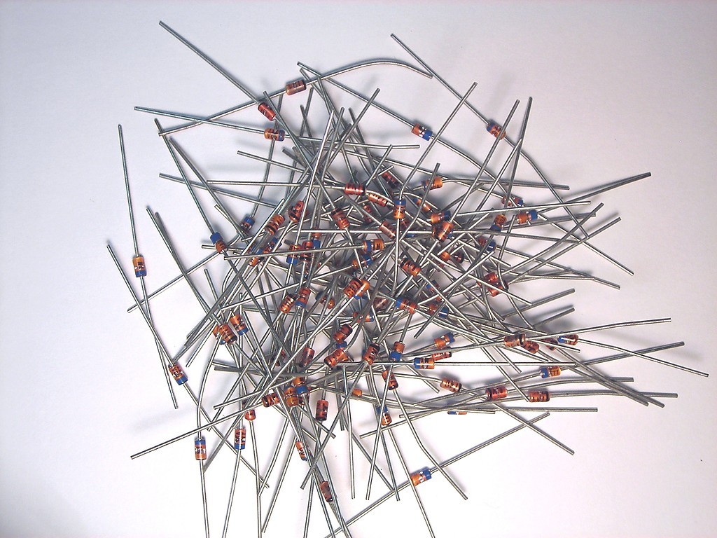 1N4749 24V 1W Generic Zener Diode 100 pcs