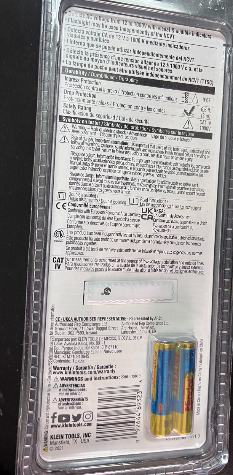 Klein Tools NCVT3P Dual Range Voltage Tester With Flashlight 3236