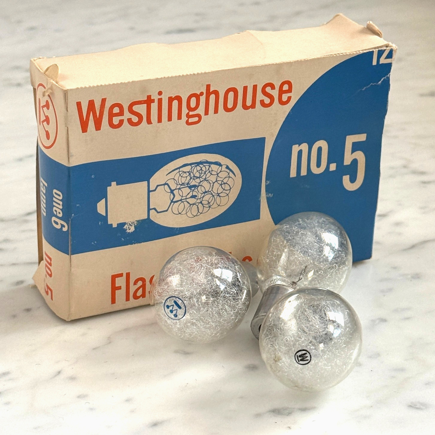 Vintage Westinghouse No. 5 Flash Bulbs (6)  w/ Original Box - M5 Press 25