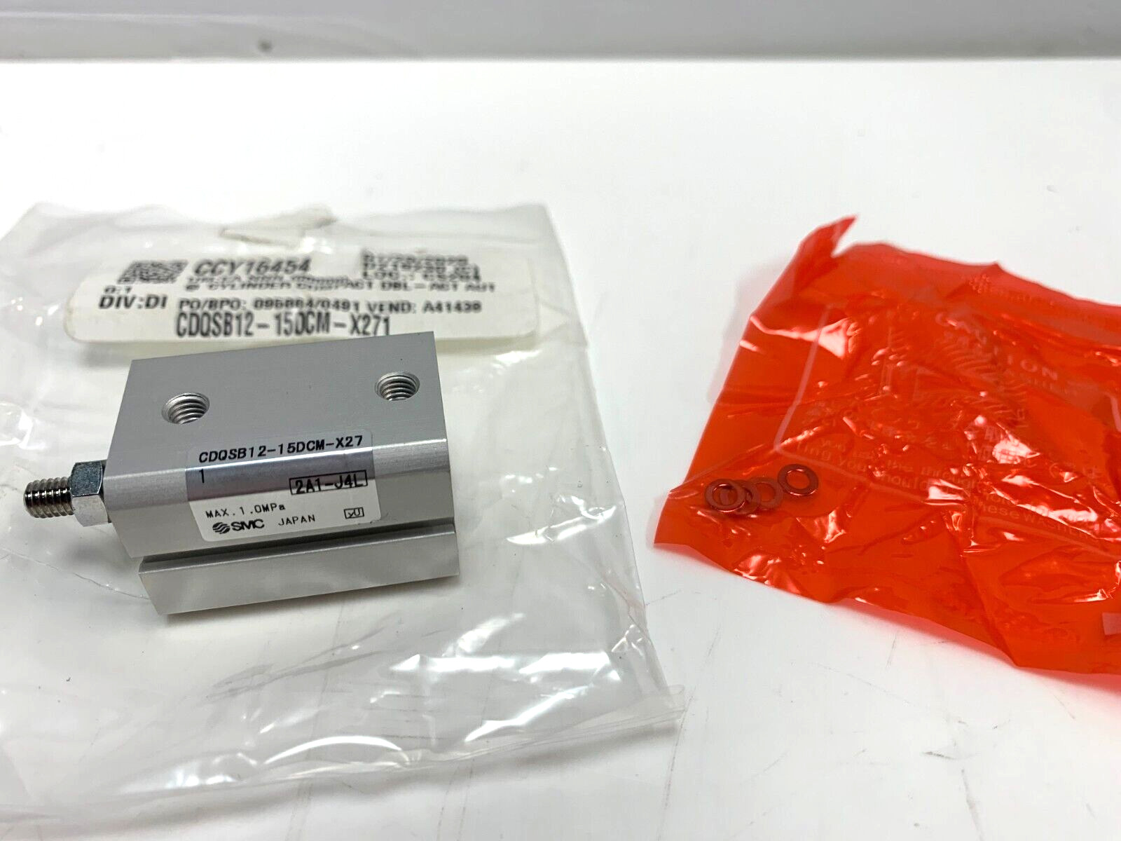 New! SMC CDQSB12-15DCM-X27 Compact Cylinder, Bore - Free Shipping