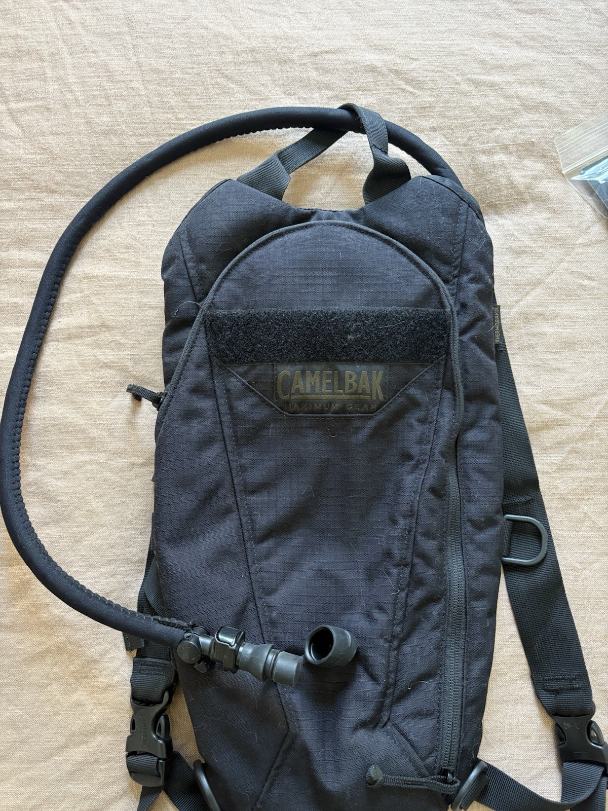 CamelBak Maximum Gear 1.0L Hydration Water Pack Backpack Black