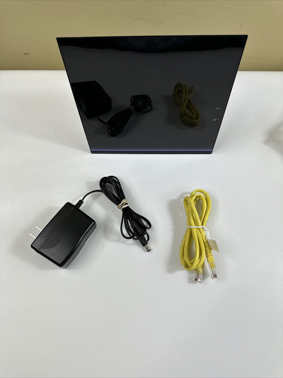 Netgear R6250 4 Port Dualband Gigabit Smart Wireless AC1600 Router