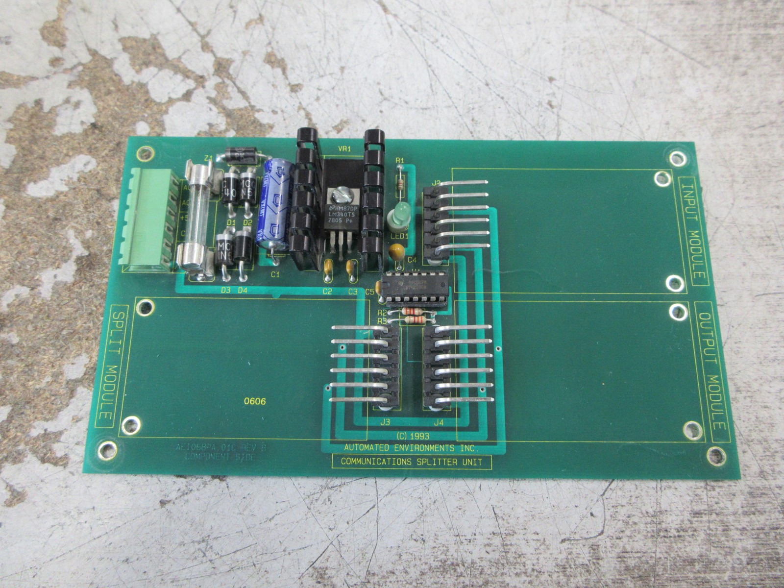 Automated Environments Inc. Communications Splitter Unit AEI068PA.01C Used