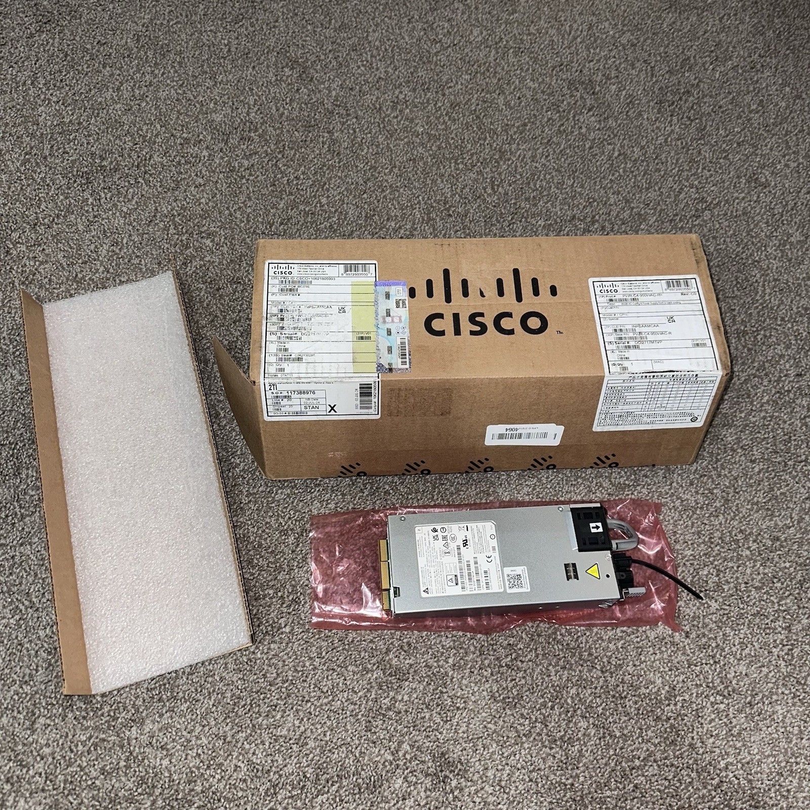 Cisco PWR-C4-950WAC-R Catalyst 9500 950W AC Config 4 Hot-Plug Power Supply OB