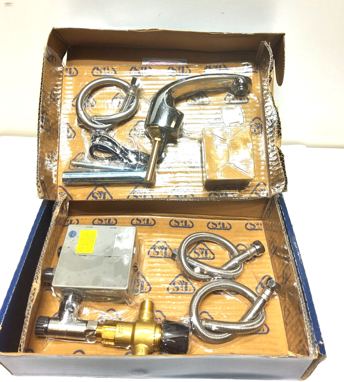 T&S EC-3102-VF5-TMV ChekPoint Sensor Faucet Deck Mount Touchless Chrome