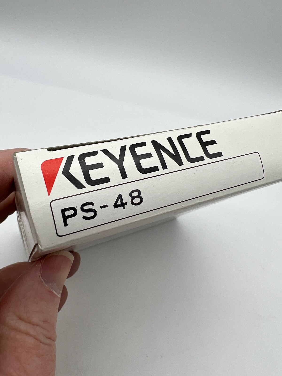 NEW IN BOX KEYENCE PS-48 Diffuse Reflective Cylindrical Sensor Head JAPAN